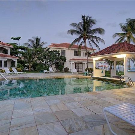 Отель Isla Bonita Yacht Club Сан-Педро Экстерьер фото